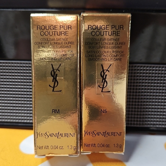 Yves Saint Laurent Lipstick .04 oz - Picture 2 of 6